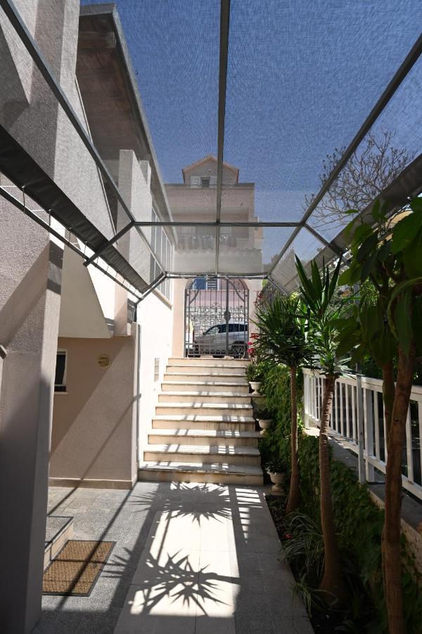 Guest House Kokolo Hvar Town Exterior photo