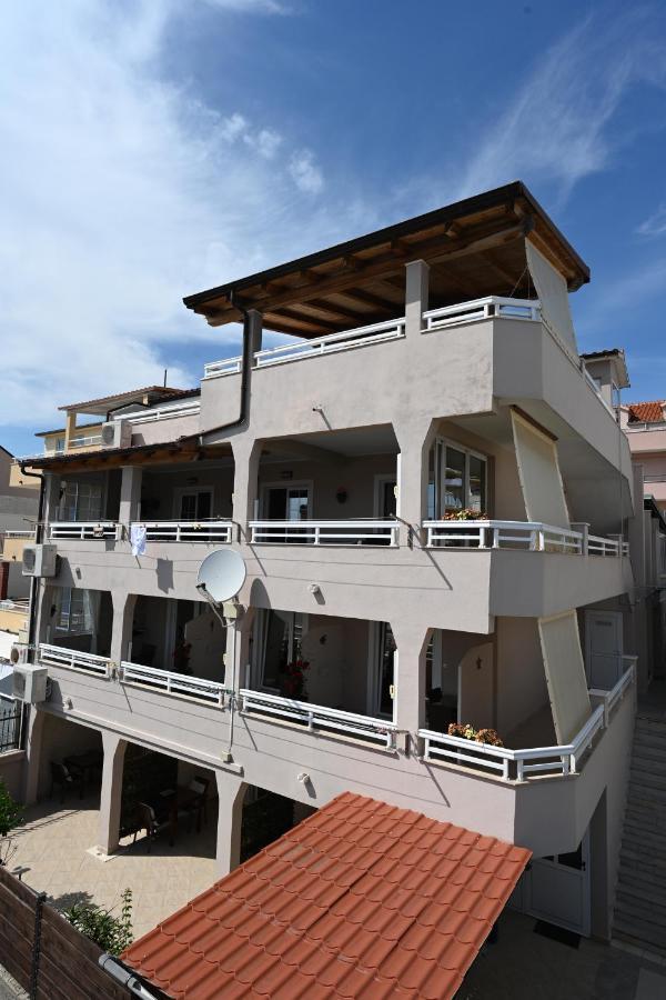 Guest House Kokolo Hvar Town Exterior photo