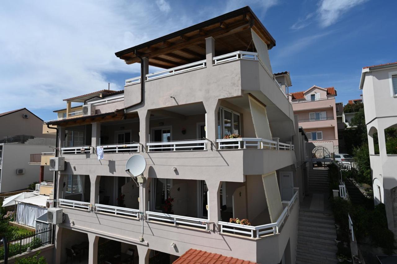 Guest House Kokolo Hvar Town Exterior photo